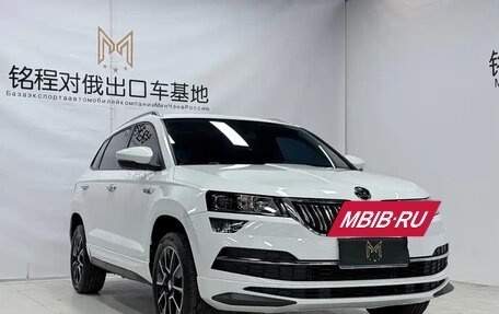 Skoda Karoq I, 2023 год, 2 100 000 рублей, 3 фотография