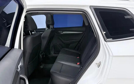 Skoda Karoq I, 2023 год, 2 100 000 рублей, 20 фотография