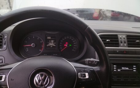 Volkswagen Polo VI (EU Market), 2018 год, 370 000 рублей, 6 фотография