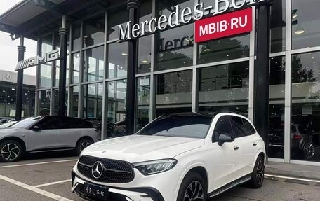 Mercedes-Benz GLC, 2024 год, 6 350 000 рублей, 2 фотография