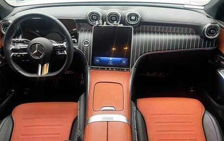 Mercedes-Benz GLC, 2024 год, 6 350 000 рублей, 11 фотография