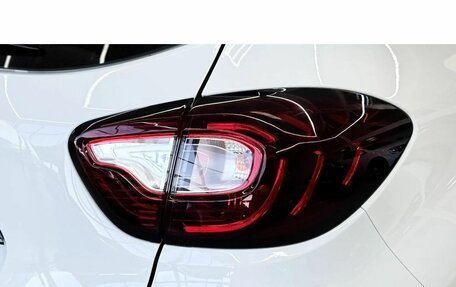 Renault Kaptur I рестайлинг, 2017 год, 1 349 000 рублей, 8 фотография