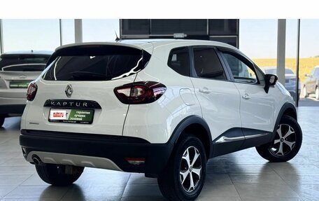 Renault Kaptur I рестайлинг, 2017 год, 1 349 000 рублей, 6 фотография