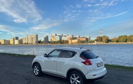 Nissan Juke II, 2011 год, 910 000 рублей, 2 фотография