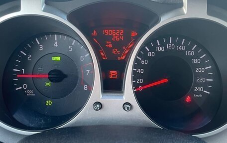 Nissan Juke II, 2011 год, 910 000 рублей, 15 фотография