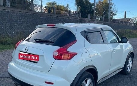 Nissan Juke II, 2011 год, 910 000 рублей, 8 фотография