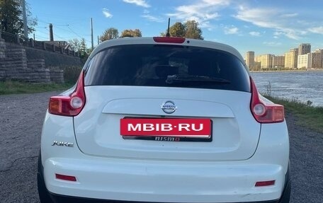 Nissan Juke II, 2011 год, 910 000 рублей, 9 фотография