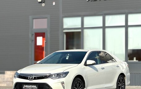 Toyota Camry, 2017 год, 1 999 000 рублей, 5 фотография