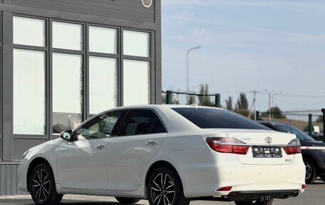 Toyota Camry, 2017 год, 1 999 000 рублей, 11 фотография