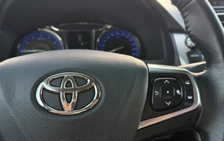 Toyota Camry, 2017 год, 1 999 000 рублей, 15 фотография