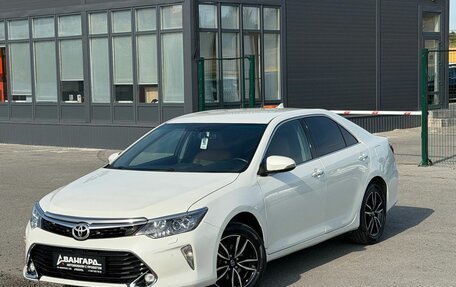 Toyota Camry, 2017 год, 1 999 000 рублей, 37 фотография