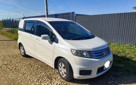 Honda Freed I, 2012 год, 1 090 000 рублей, 5 фотография