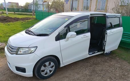 Honda Freed I, 2012 год, 1 090 000 рублей, 4 фотография