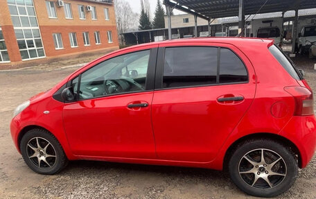 Toyota Yaris III рестайлинг, 2008 год, 525 000 рублей, 5 фотография
