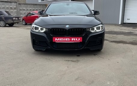 BMW 3 серия, 2014 год, 1 600 000 рублей, 14 фотография