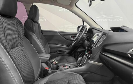 Subaru Forester, 2018 год, 2 430 000 рублей, 15 фотография