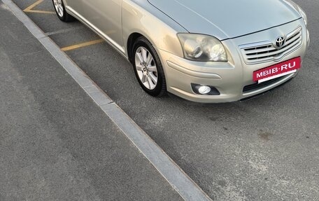 Toyota Avensis III рестайлинг, 2007 год, 920 000 рублей, 2 фотография