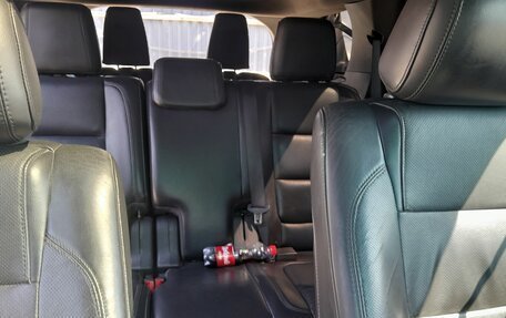 Ford Explorer VI, 2012 год, 1 400 000 рублей, 7 фотография