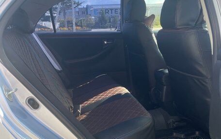 Toyota Corolla, 2005 год, 685 000 рублей, 10 фотография