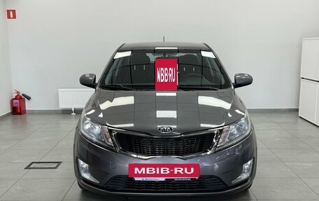 KIA Rio III рестайлинг, 2013 год, 1 050 000 рублей, 2 фотография
