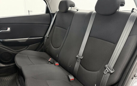 KIA Rio III рестайлинг, 2013 год, 1 050 000 рублей, 18 фотография