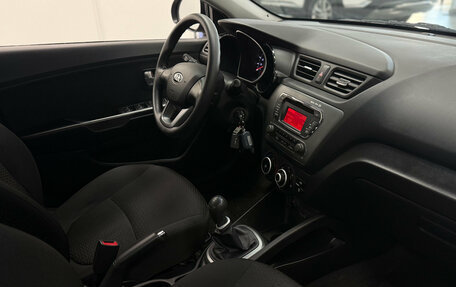 KIA Rio III рестайлинг, 2013 год, 1 050 000 рублей, 11 фотография