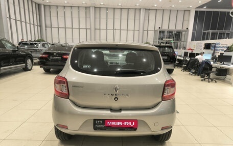 Renault Sandero II рестайлинг, 2018 год, 834 000 рублей, 10 фотография