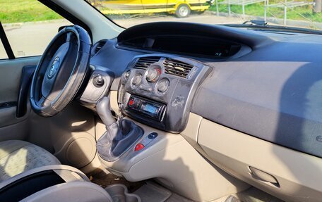 Renault Scenic III, 2005 год, 300 000 рублей, 6 фотография