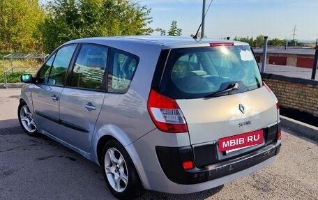 Renault Scenic III, 2005 год, 300 000 рублей, 3 фотография