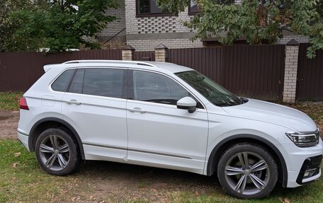 Volkswagen Tiguan II, 2019 год, 3 250 000 рублей, 1 фотография