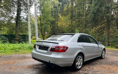Mercedes-Benz E-Класс, 2010 год, 940 000 рублей, 10 фотография