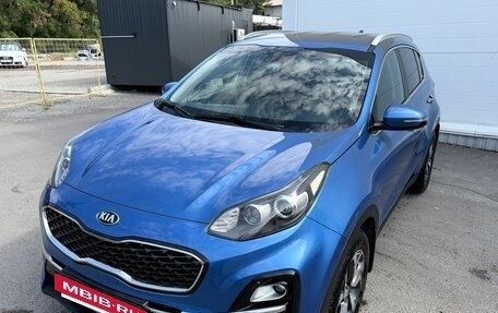 KIA Sportage IV рестайлинг, 2018 год, 2 200 000 рублей, 2 фотография