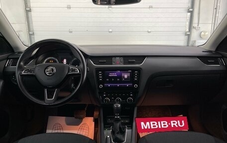 Skoda Octavia, 2018 год, 1 969 000 рублей, 10 фотография