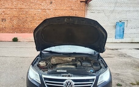 Volkswagen Tiguan I, 2011 год, 1 030 000 рублей, 3 фотография