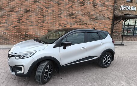 Renault Kaptur I рестайлинг, 2021 год, 1 650 000 рублей, 3 фотография