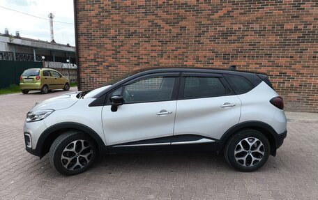 Renault Kaptur I рестайлинг, 2021 год, 1 650 000 рублей, 2 фотография