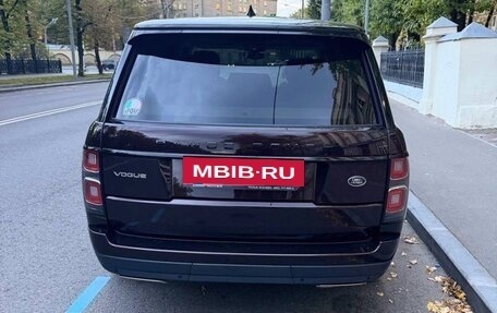 Land Rover Range Rover IV рестайлинг, 2020 год, 11 000 000 рублей, 4 фотография
