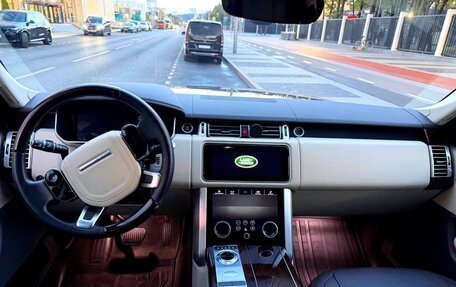 Land Rover Range Rover IV рестайлинг, 2020 год, 11 000 000 рублей, 15 фотография