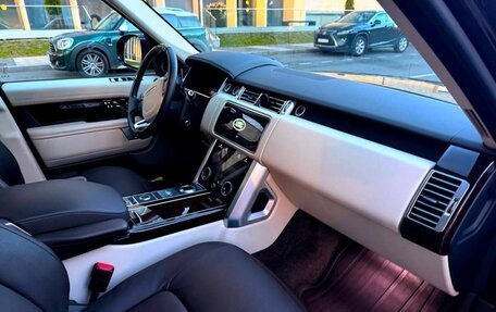 Land Rover Range Rover IV рестайлинг, 2020 год, 11 000 000 рублей, 14 фотография