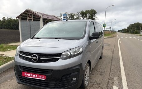 Opel Vivaro, 2020 год, 2 100 000 рублей, 2 фотография