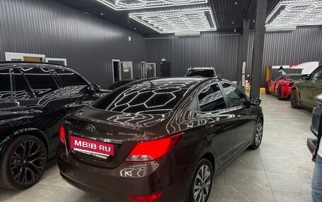 Hyundai Solaris II рестайлинг, 2015 год, 1 100 000 рублей, 6 фотография