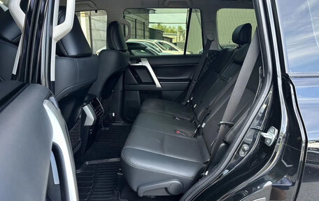 Toyota Land Cruiser Prado 150 рестайлинг 2, 2021 год, 6 590 000 рублей, 17 фотография