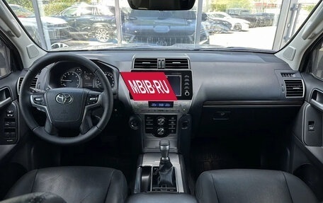 Toyota Land Cruiser Prado 150 рестайлинг 2, 2021 год, 6 590 000 рублей, 8 фотография