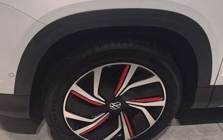 Volkswagen Tharu, 2024 год, 2 378 709 рублей, 7 фотография