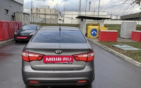 KIA Rio III рестайлинг, 2013 год, 900 000 рублей, 5 фотография