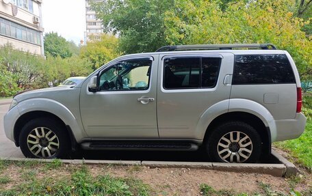 Nissan Pathfinder, 2012 год, 2 000 000 рублей, 10 фотография