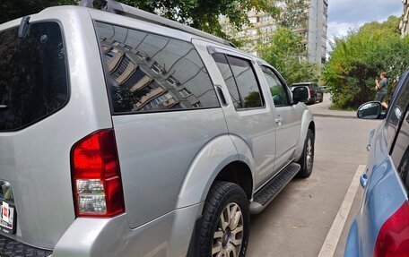 Nissan Pathfinder, 2012 год, 2 000 000 рублей, 13 фотография