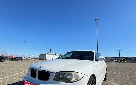 BMW 1 серия, 2011 год, 650 000 рублей, 4 фотография