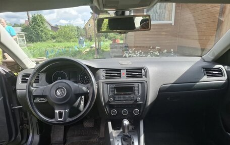 Volkswagen Jetta VI, 2014 год, 1 300 000 рублей, 6 фотография