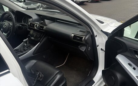 Lexus IS III, 2013 год, 2 100 000 рублей, 11 фотография